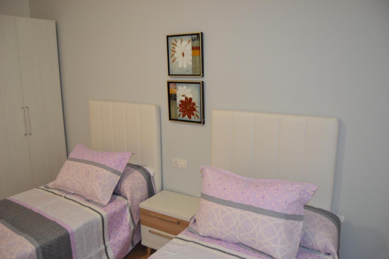 Inmoinsuas Marisol House Apartamento Sarria Exterior foto